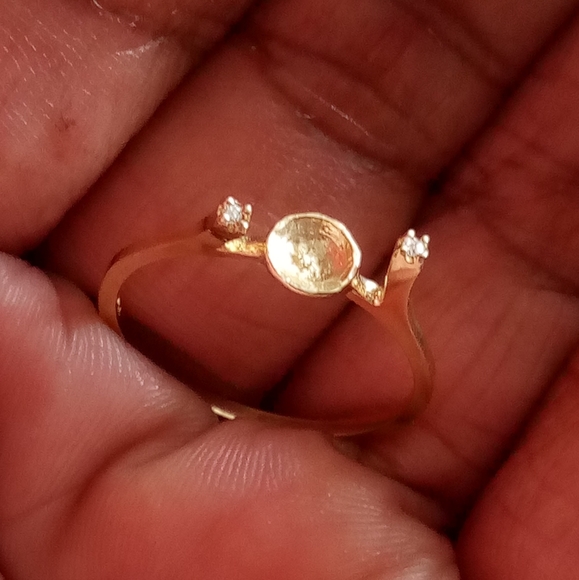 Zales Jewelry - Real 14kt Gold & Diamonds Ring